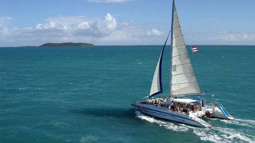Luxury Catamaran Boat Trip and Snorkeling Tour to Icacos Island Pu